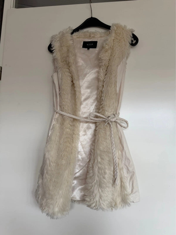 VILA Faux Fur Gilet met Gevlochten Ceintuur