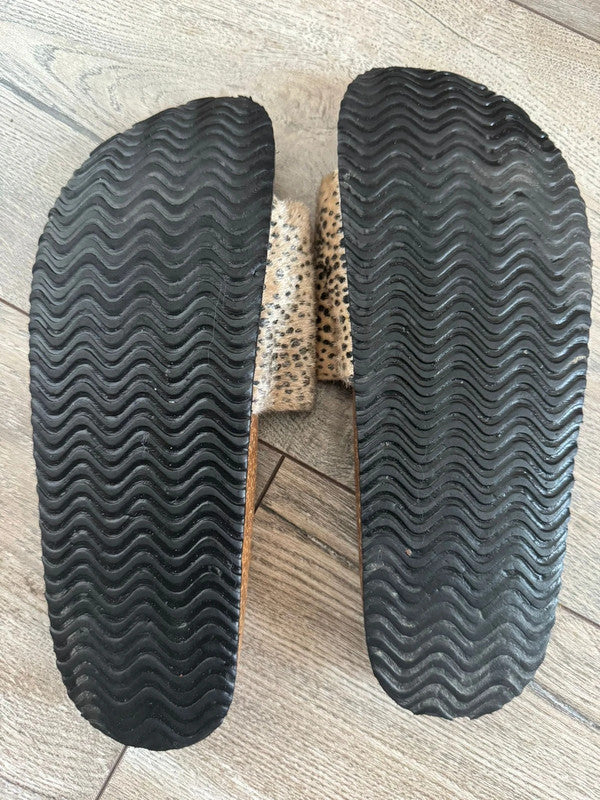 Chic Leopard Print Faux Fur Slide Sandals | Cork Footbed Comfort