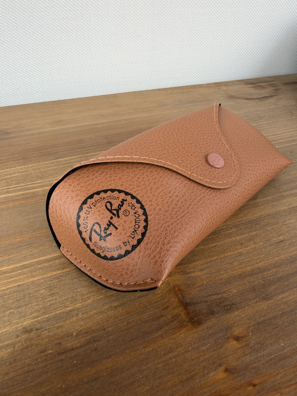 Retro Ray-Ban Brown &amp; Gold Round Sunglasses with New Case - Model 3546