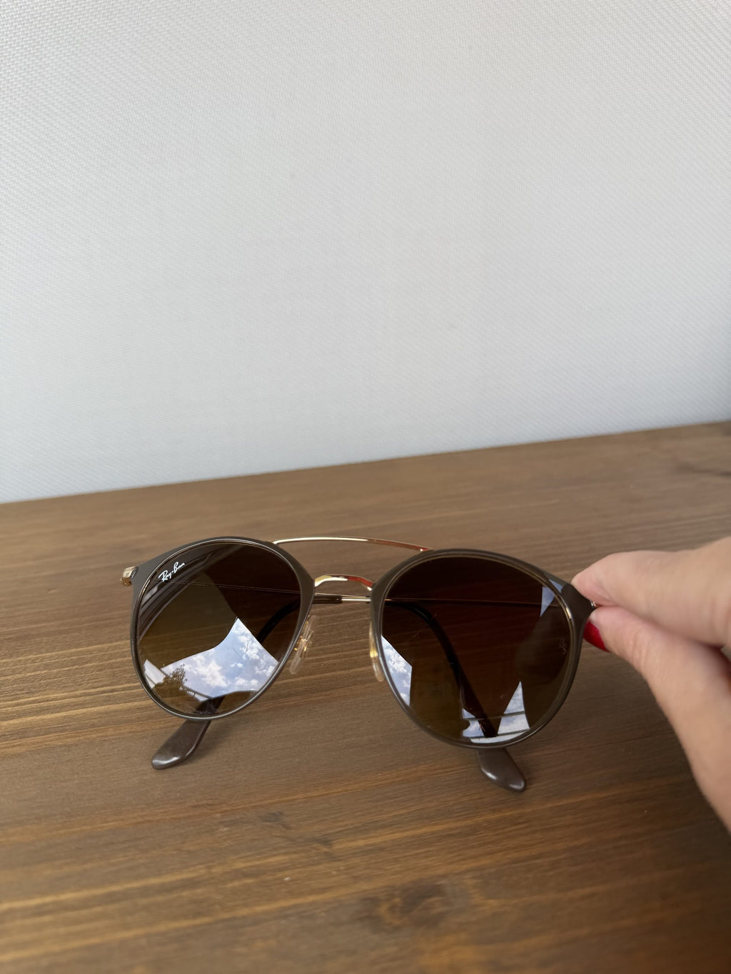 Retro Ray-Ban Brown &amp; Gold Round Sunglasses with New Case - Model 3546