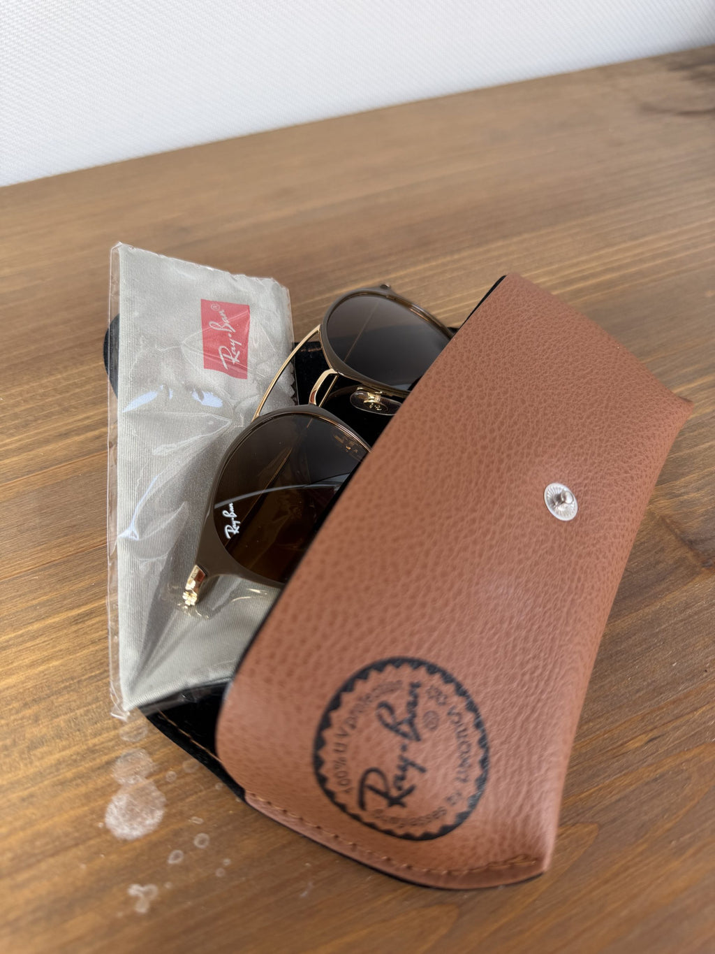 Retro Ray-Ban Brown &amp; Gold Round Sunglasses with New Case - Model 3546