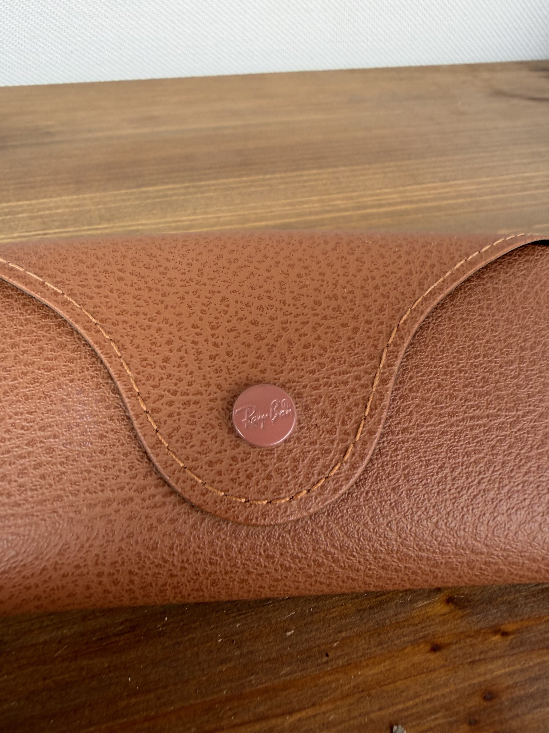 Retro Ray-Ban Brown &amp; Gold Round Sunglasses with New Case - Model 3546