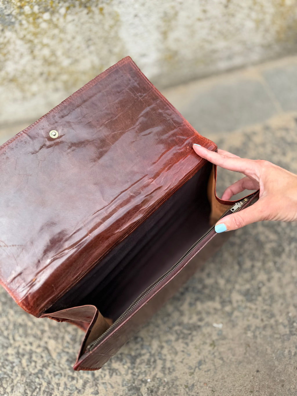 Scarlet REBELLE - a statement 70’s vintage clutch