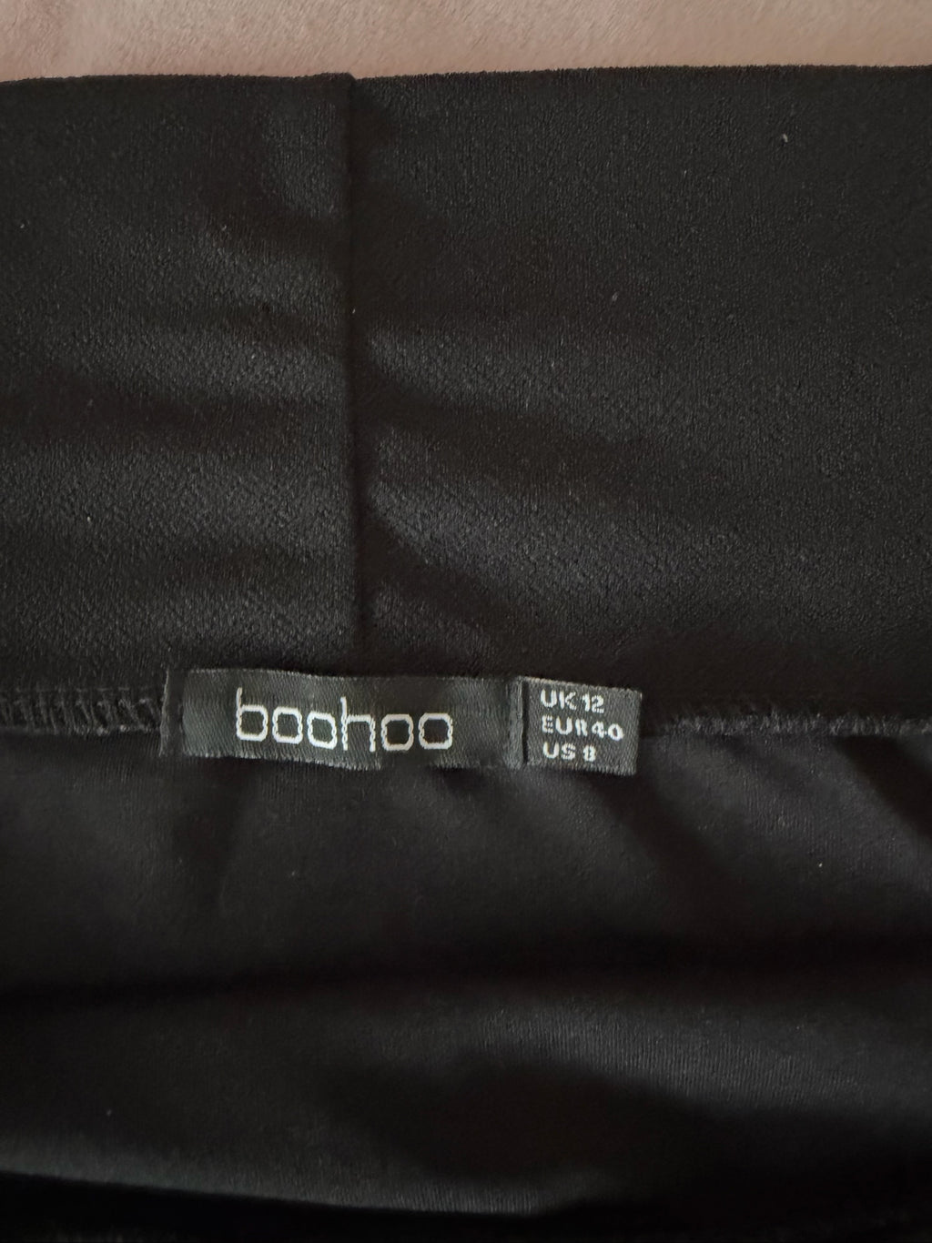 Boohoo Black Off Shoulder Crop Top sizs 40