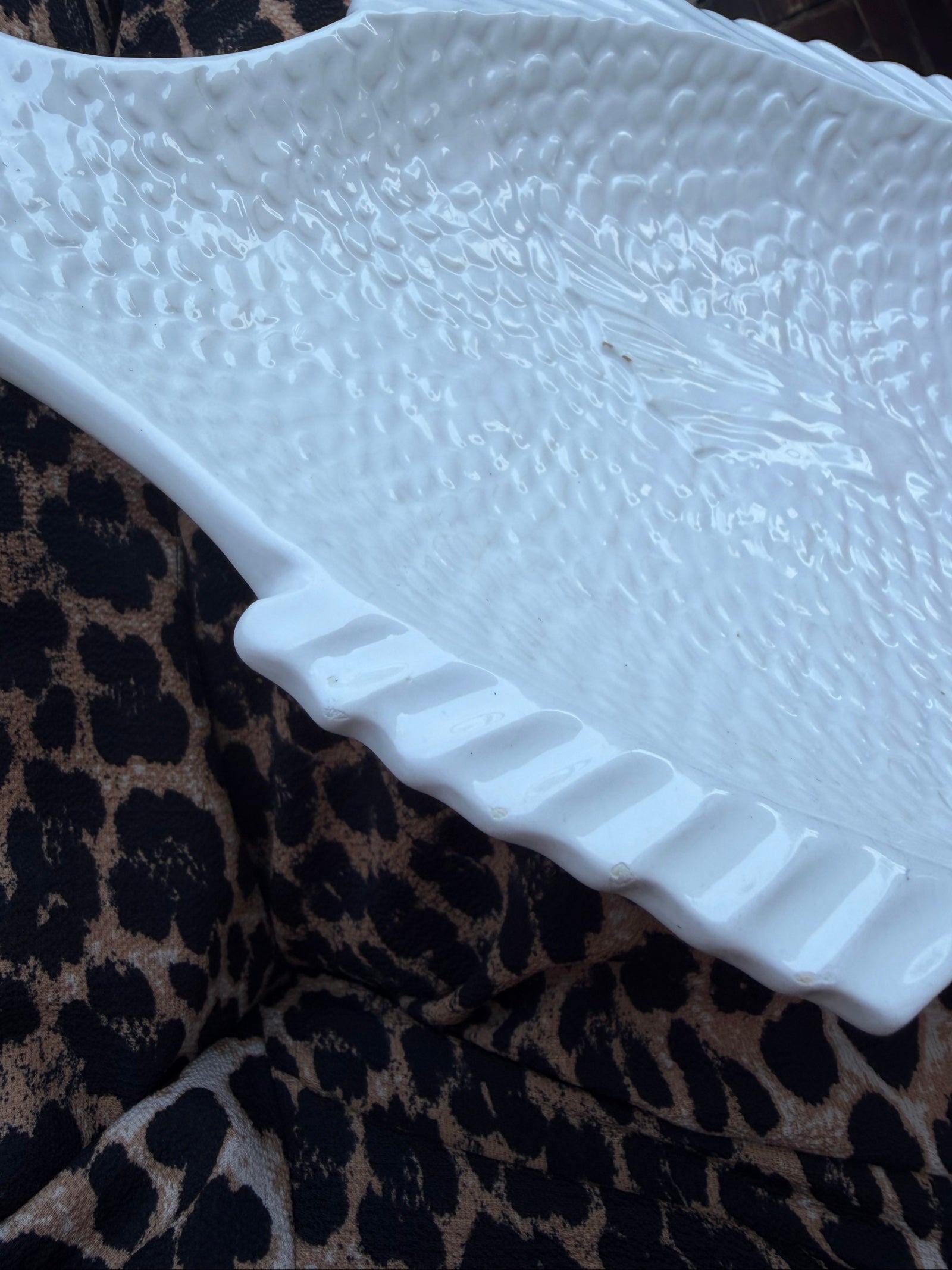 White Ceramic Fish Serving Plate with Textured Scales and Tail