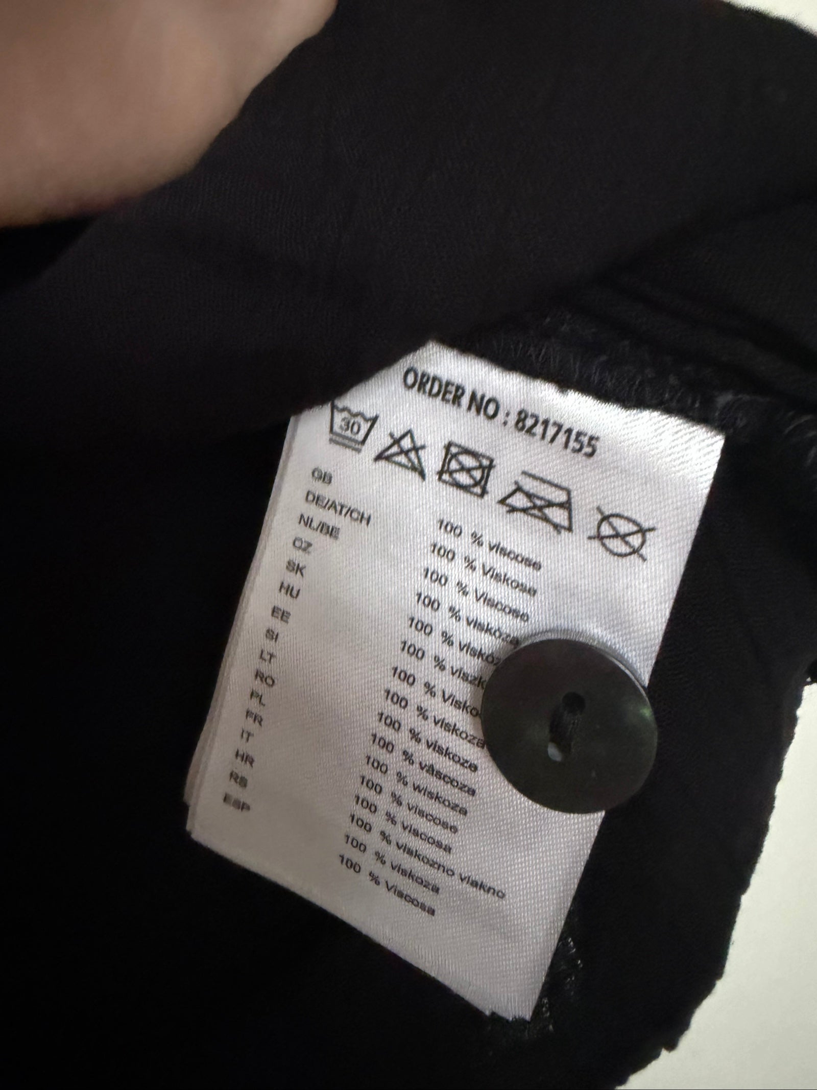 Page One Black Sleeveless V-Neck Tie-Front Blouse Size 40