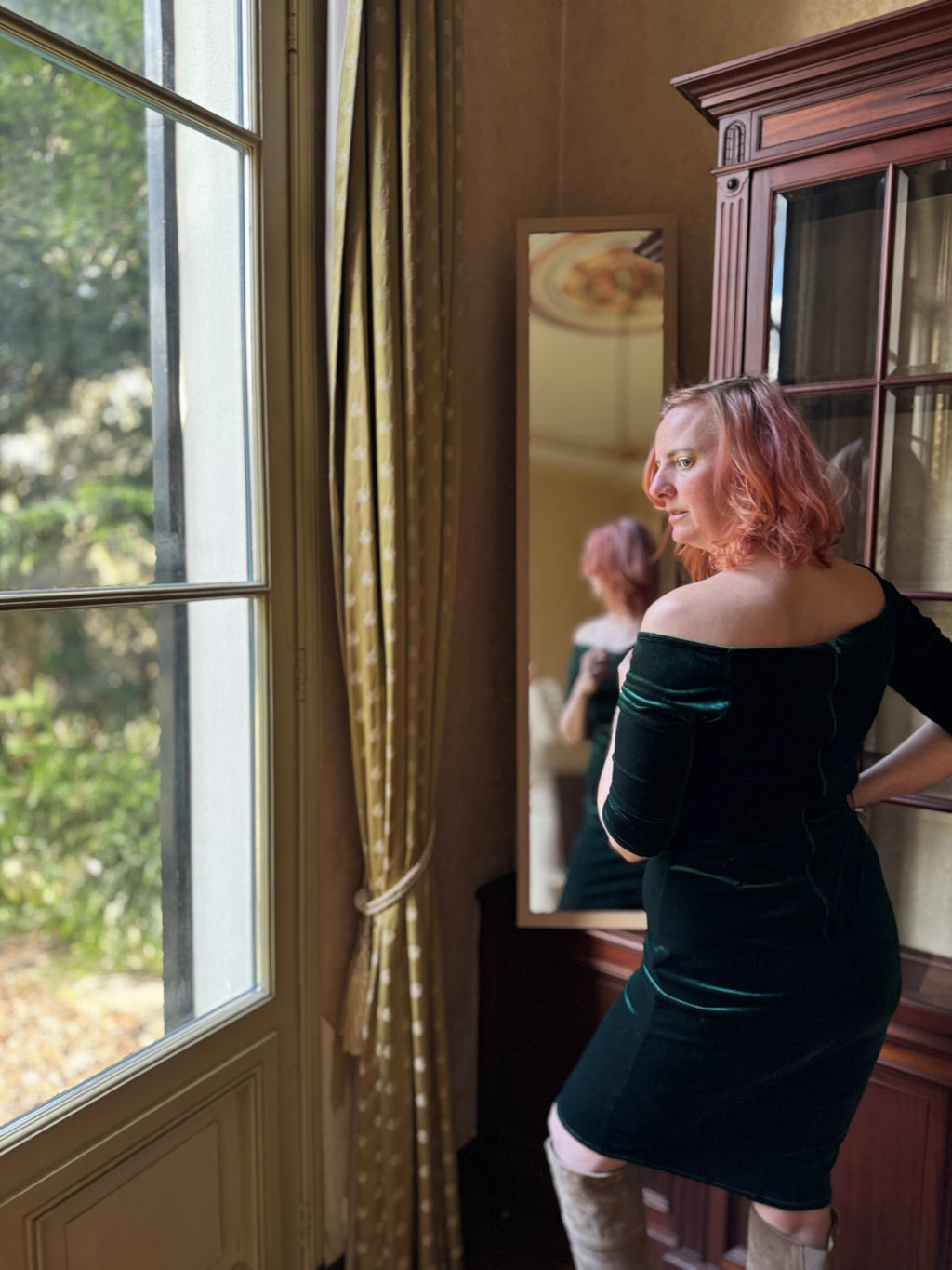 Nocturne Rebelle - Velvet Off Shoulder Evening Dress